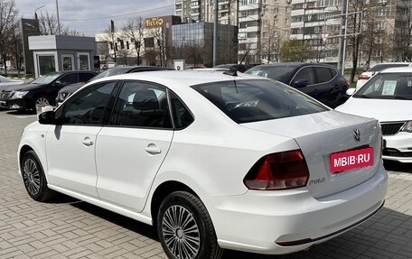 Volkswagen Polo VI (EU Market), 2017 год, 1 099 000 рублей, 6 фотография