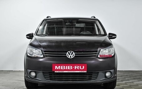 Volkswagen Touran III, 2013 год, 935 000 рублей, 2 фотография