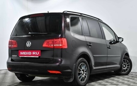 Volkswagen Touran III, 2013 год, 935 000 рублей, 4 фотография