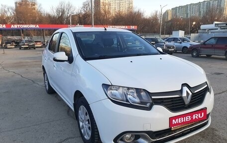 Renault Logan II, 2015 год, 690 000 рублей, 3 фотография