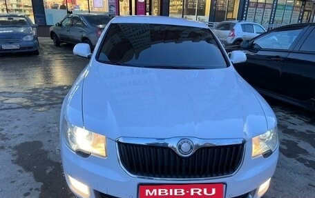 Skoda Superb III рестайлинг, 2011 год, 1 220 000 рублей, 5 фотография