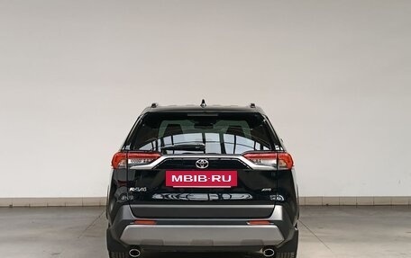 Toyota RAV4, 2021 год, 4 150 000 рублей, 6 фотография