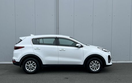 KIA Sportage IV рестайлинг, 2018 год, 2 349 000 рублей, 4 фотография