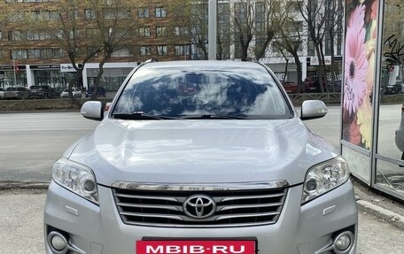 Toyota RAV4, 2012 год, 1 750 000 рублей, 4 фотография