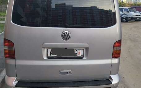 Volkswagen Caravelle T5, 2007 год, 1 600 000 рублей, 6 фотография