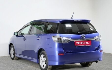 Toyota Wish II, 2012 год, 1 490 000 рублей, 3 фотография