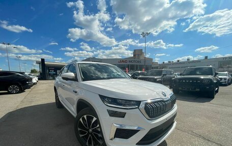 Skoda Kodiaq I, 2023 год, 5 300 000 рублей, 3 фотография