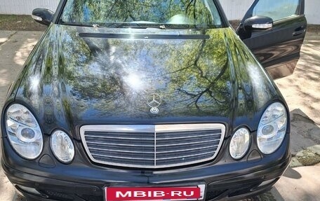 Mercedes-Benz E-Класс, 2002 год, 1 050 000 рублей, 2 фотография