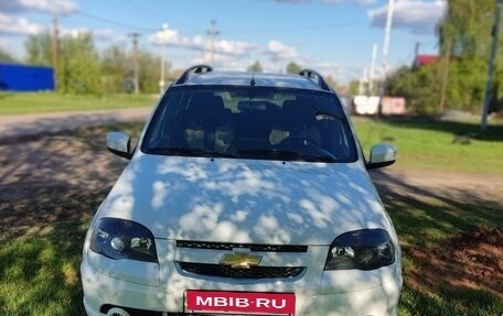 Chevrolet Niva I рестайлинг, 2019 год, 1 235 000 рублей, 4 фотография