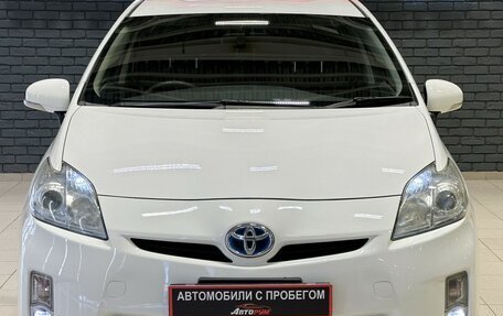 Toyota Prius, 2011 год, 1 327 000 рублей, 2 фотография
