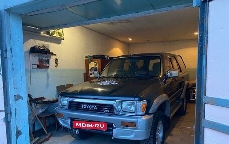 Toyota Hilux Surf III рестайлинг, 1991 год, 690 000 рублей, 3 фотография