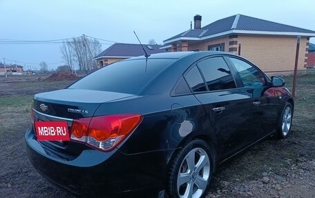 Chevrolet Cruze II, 2012 год, 800 000 рублей, 2 фотография