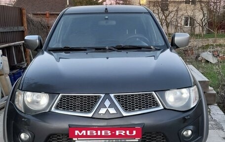 Mitsubishi L200 IV рестайлинг, 2013 год, 1 600 000 рублей, 2 фотография