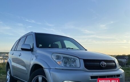 Toyota RAV4, 2004 год, 950 000 рублей, 2 фотография