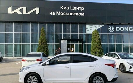 Hyundai Solaris II рестайлинг, 2021 год, 1 610 000 рублей, 3 фотография