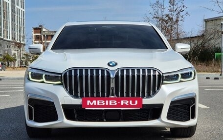 BMW 7 серия, 2021 год, 7 310 000 рублей, 2 фотография