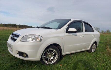 Chevrolet Aveo III, 2011 год, 650 000 рублей, 3 фотография