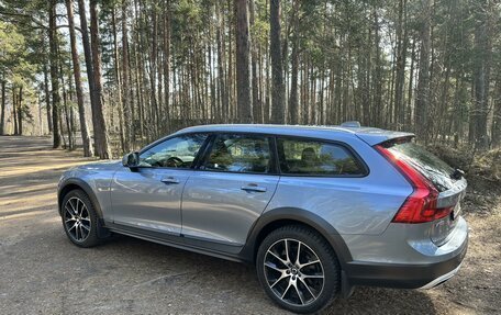 Volvo V90 Cross Country I рестайлинг, 2019 год, 4 500 000 рублей, 6 фотография