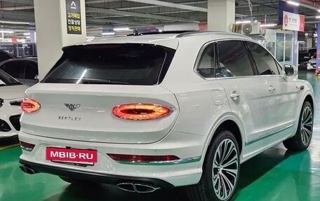 Bentley Bentayga I, 2021 год, 23 000 000 рублей, 2 фотография