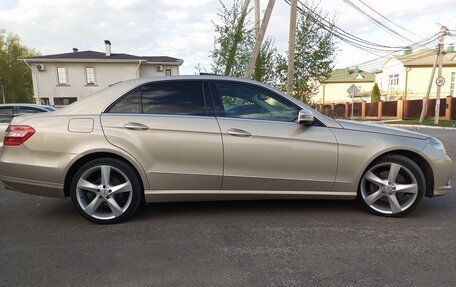 Mercedes-Benz E-Класс, 2009 год, 1 500 000 рублей, 4 фотография