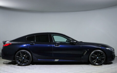 BMW 8 серия, 2021 год, 9 500 000 рублей, 4 фотография