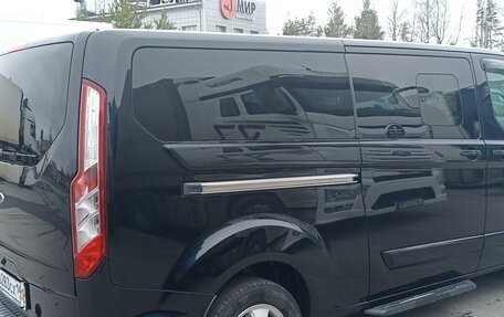 Ford Tourneo Custom I рестайлинг, 2017 год, 2 989 000 рублей, 3 фотография
