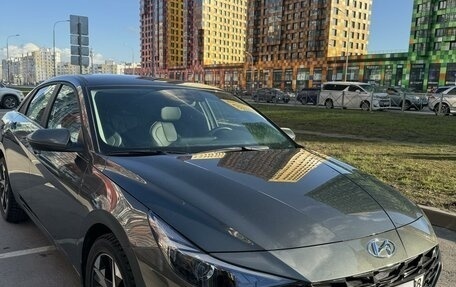 Hyundai Elantra, 2023 год, 3 040 000 рублей, 2 фотография