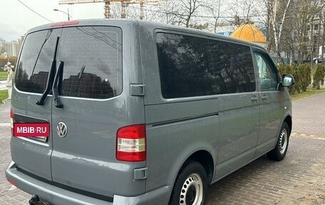 Volkswagen Transporter T5 рестайлинг, 2011 год, 1 720 000 рублей, 5 фотография