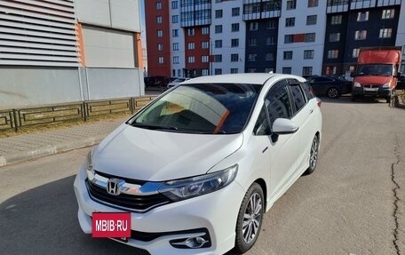 Honda Shuttle II, 2017 год, 1 200 000 рублей, 2 фотография