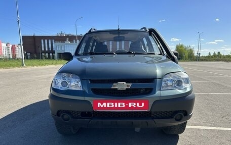 Chevrolet Niva I рестайлинг, 2015 год, 980 000 рублей, 2 фотография