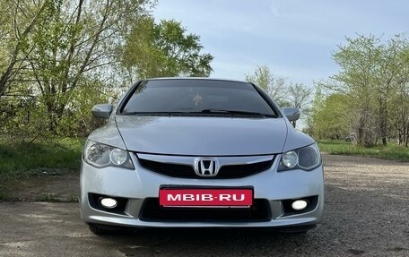 Honda Civic VIII, 2011 год, 1 000 000 рублей, 2 фотография