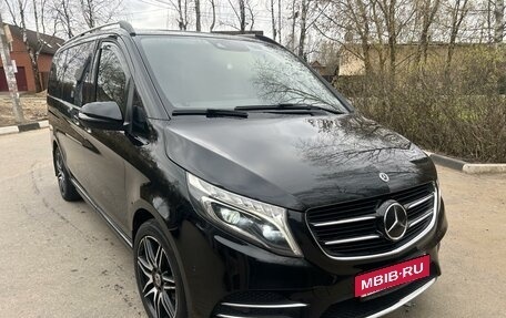 Mercedes-Benz V-Класс, 2018 год, 5 250 000 рублей, 3 фотография