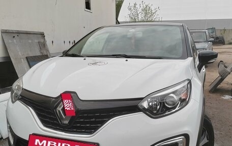 Renault Kaptur I рестайлинг, 2017 год, 1 555 555 рублей, 2 фотография