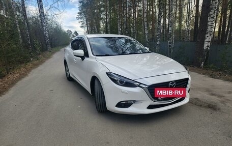 Mazda 3, 2017 год, 1 550 000 рублей, 4 фотография