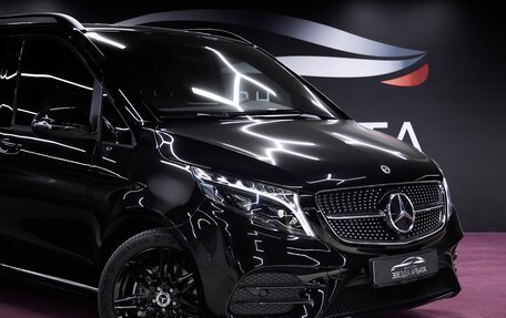 Mercedes-Benz V-Класс, 2023 год, 16 500 000 рублей, 9 фотография