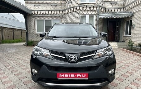 Toyota RAV4, 2014 год, 1 975 000 рублей, 9 фотография