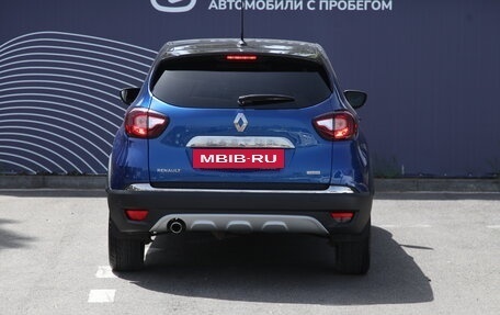 Renault Kaptur I рестайлинг, 2020 год, 1 920 000 рублей, 4 фотография