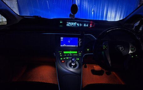 Toyota Prius, 2012 год, 1 150 000 рублей, 4 фотография