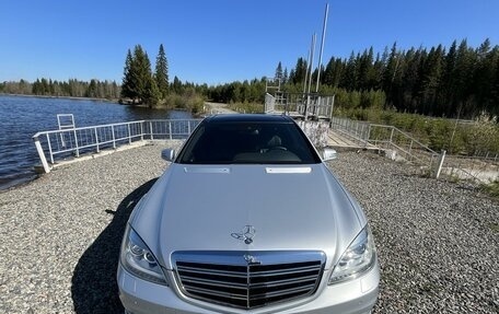 Mercedes-Benz S-Класс, 2011 год, 2 400 000 рублей, 3 фотография