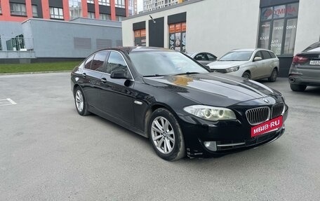 BMW 5 серия, 2012 год, 1 680 000 рублей, 2 фотография