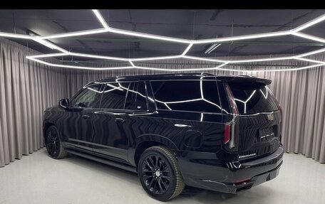 Cadillac Escalade V, 2021 год, 12 600 000 рублей, 3 фотография