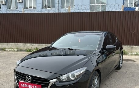 Mazda 3, 2017 год, 1 900 000 рублей, 4 фотография