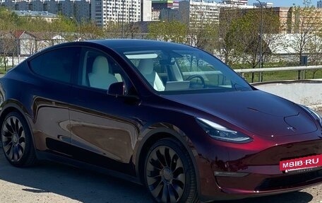 Tesla Model Y I, 2024 год, 8 100 000 рублей, 3 фотография