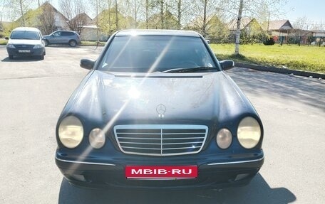 Mercedes-Benz E-Класс, 1999 год, 380 000 рублей, 2 фотография