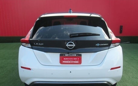 Nissan Leaf II, 2021 год, 1 168 000 рублей, 8 фотография