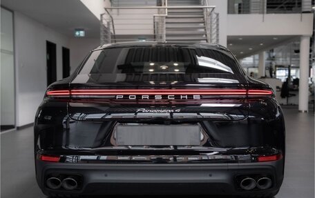 Porsche Panamera, 2024 год, 21 875 000 рублей, 4 фотография