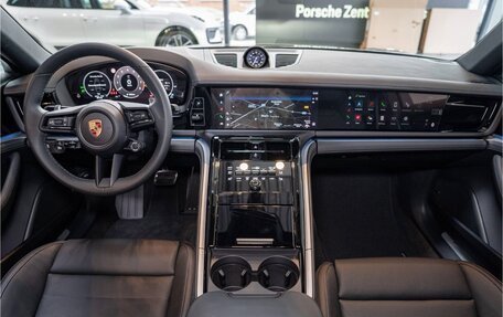 Porsche Panamera, 2024 год, 21 875 000 рублей, 8 фотография