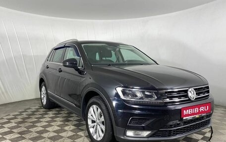 Volkswagen Tiguan II, 2017 год, 2 399 000 рублей, 3 фотография