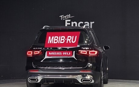 Mercedes-Benz GLB, 2020 год, 4 090 000 рублей, 4 фотография