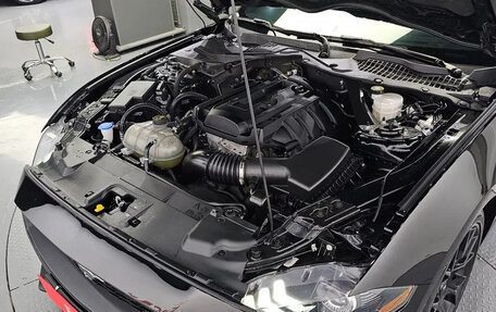 Ford Mustang VI рестайлинг, 2021 год, 3 900 000 рублей, 6 фотография